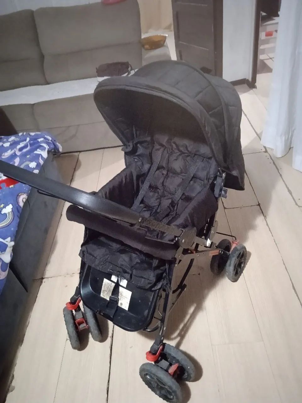 Vende se carrinho de bebê  - Foto 2