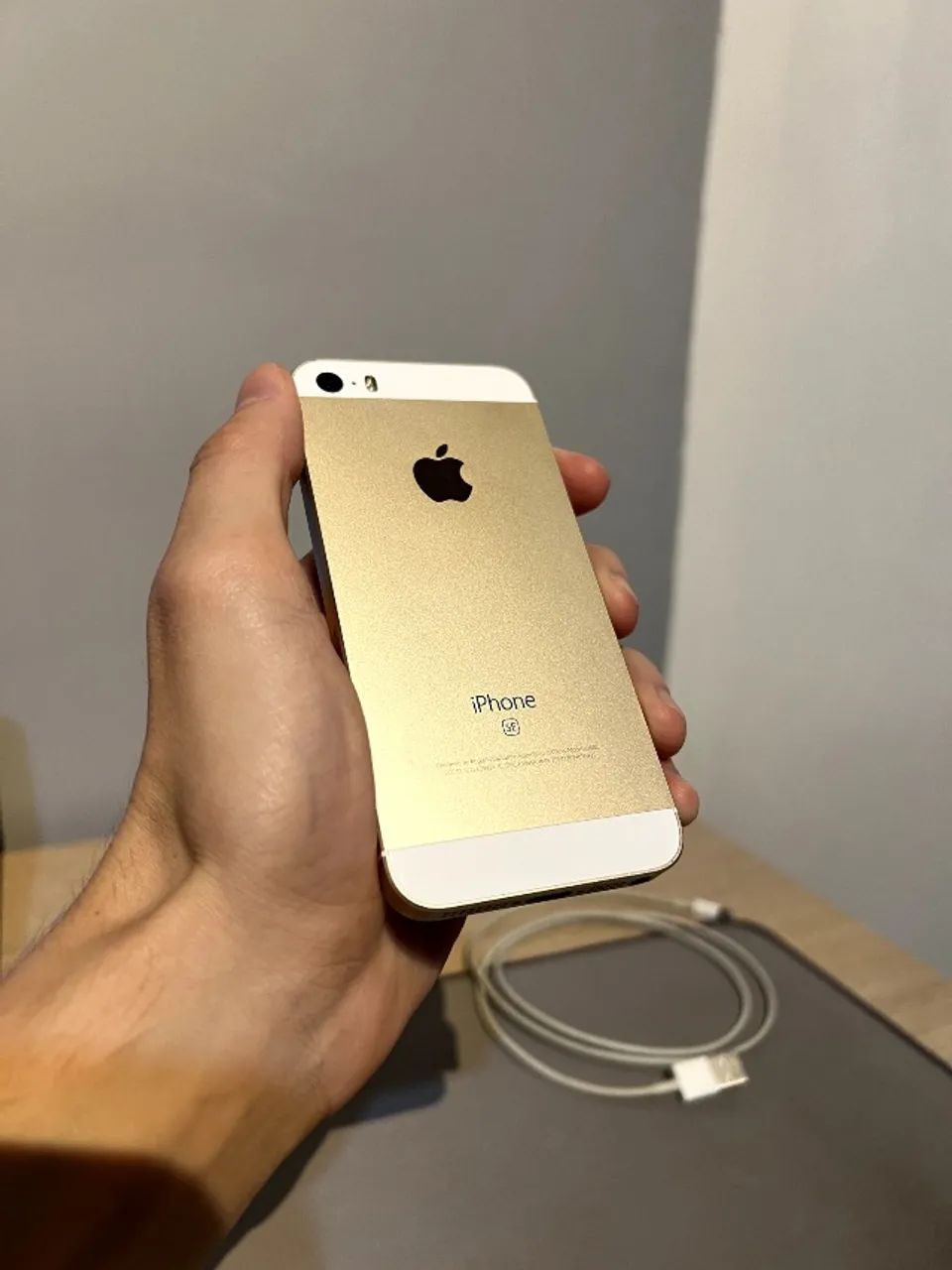 iPhone SE 64GB - Celulares e Smartphones - Jardim Colonial