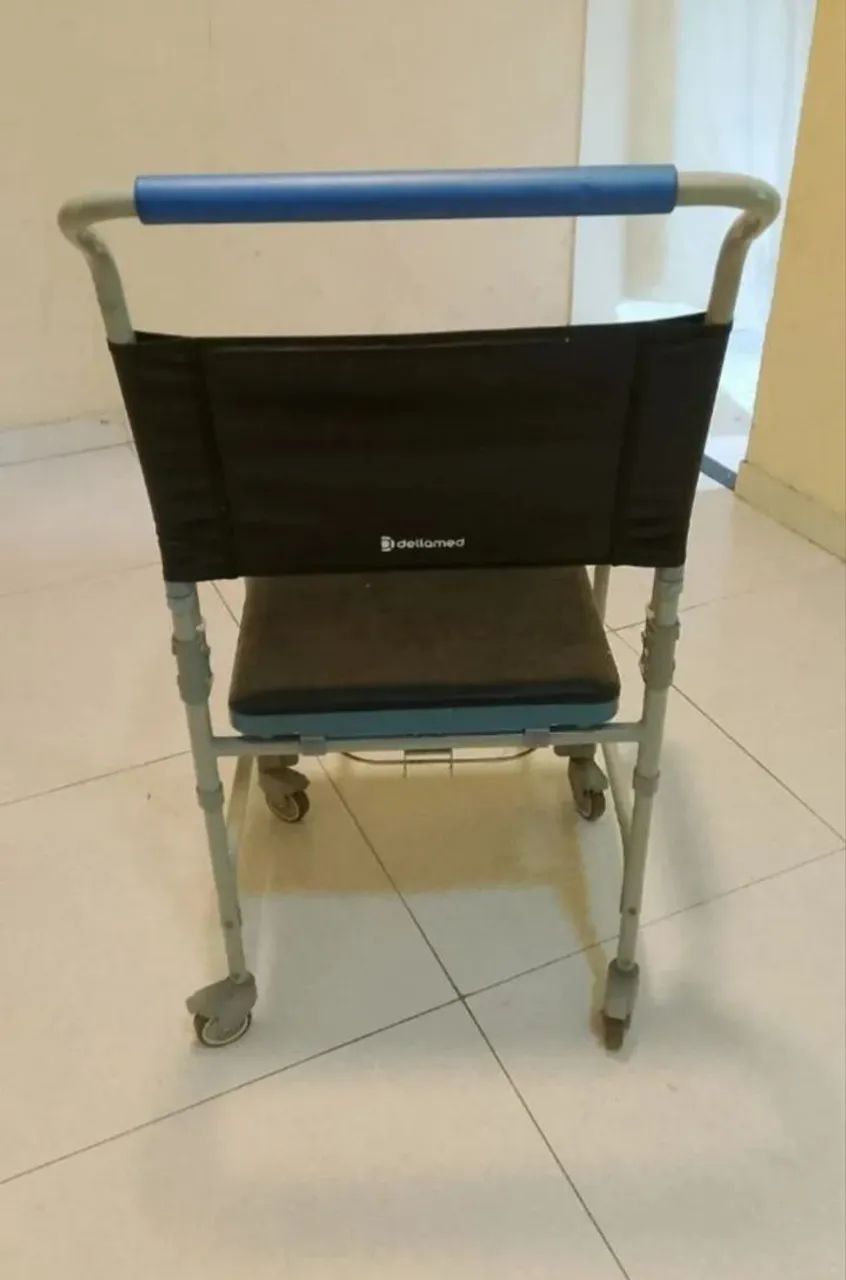 Cadeira de banho - Foto 2