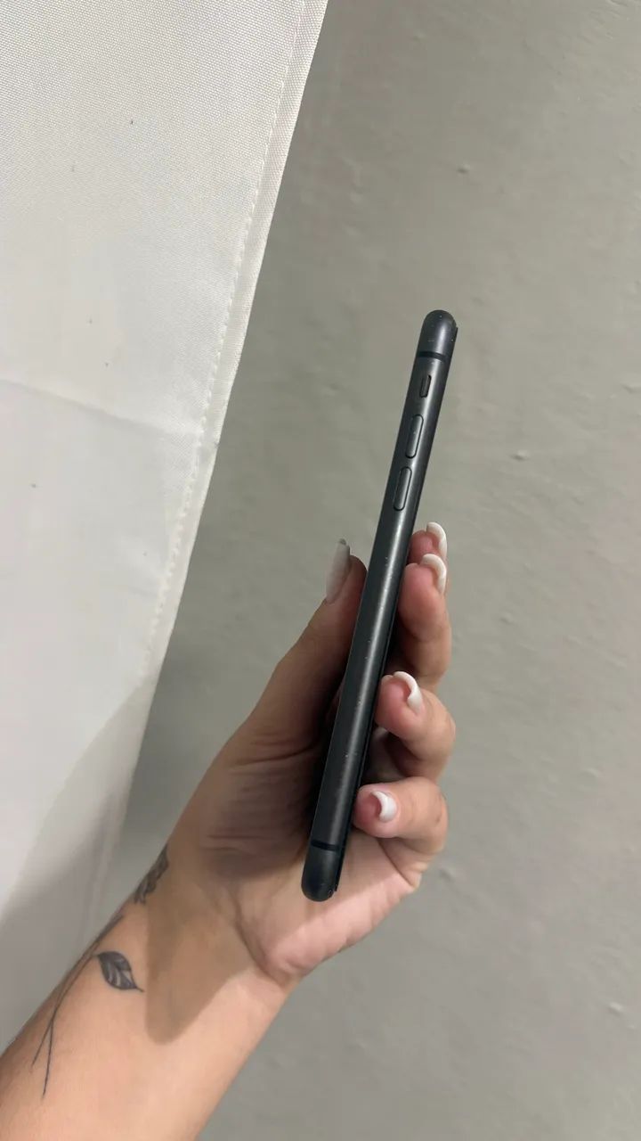 iPhone 11 64 GB  - Foto 4