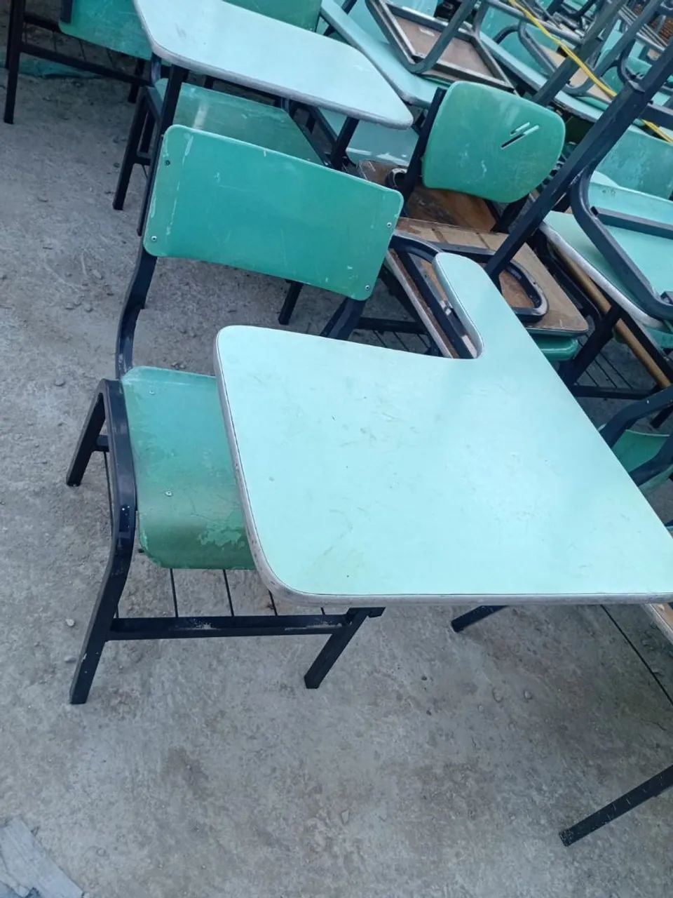 Cadeiras escolares 
