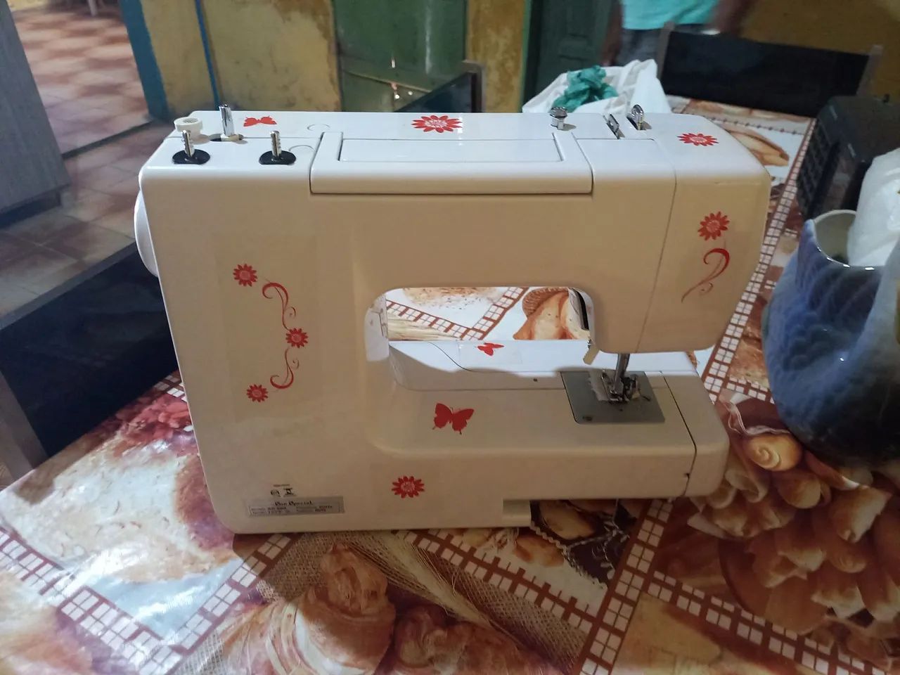 Máquina de costura  - Foto 4
