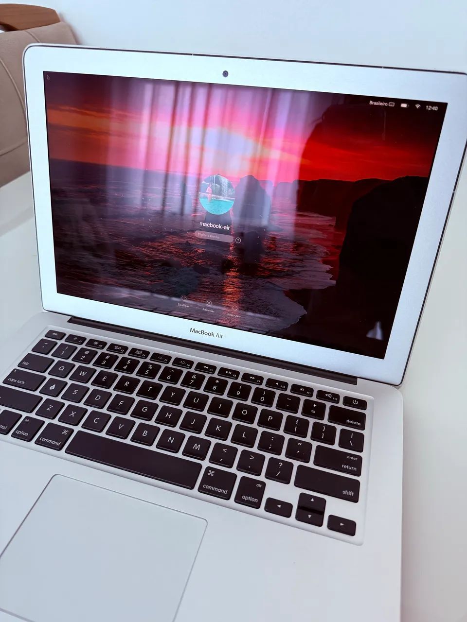 MacBook Air 13 Mid 2013  4GB RAM + SSD 256GB