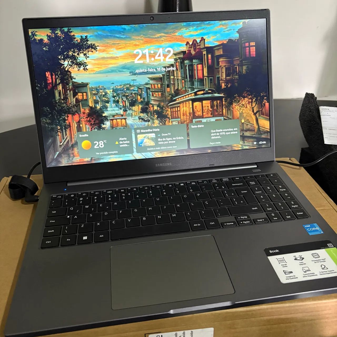 Notebook Samsung book 16?pol 