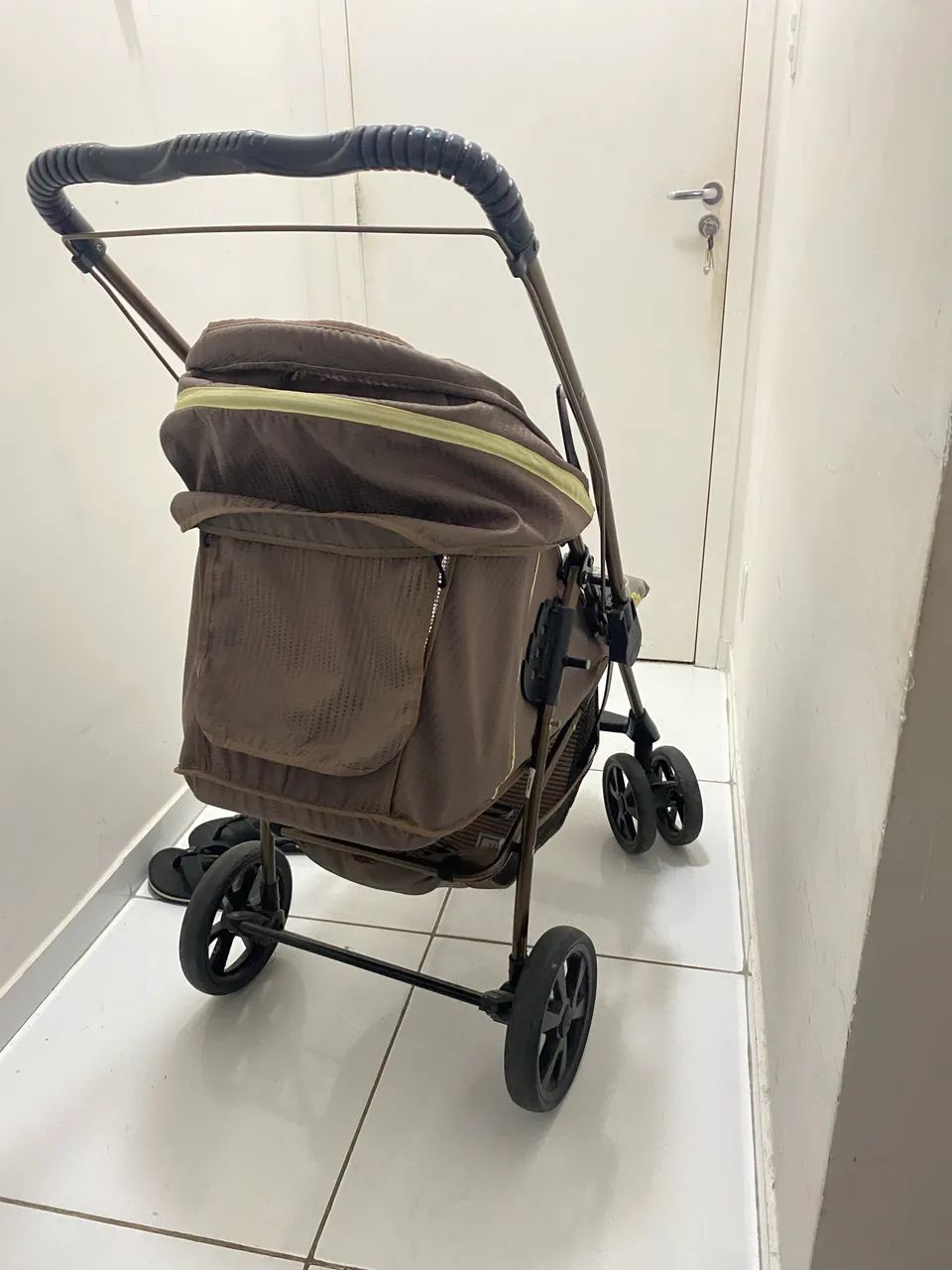 Carrinho de bebê galzerano  conservado!!