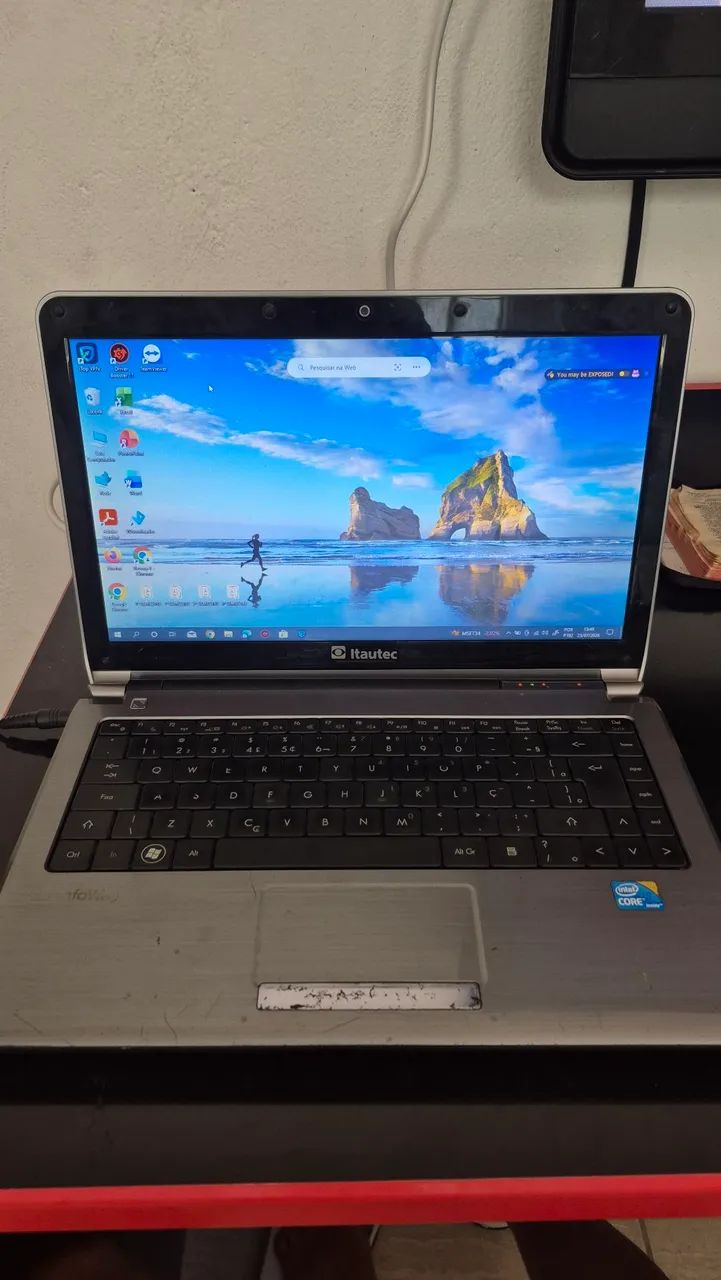 Notebook Itautec i3 + SSD 120 GB + mouse