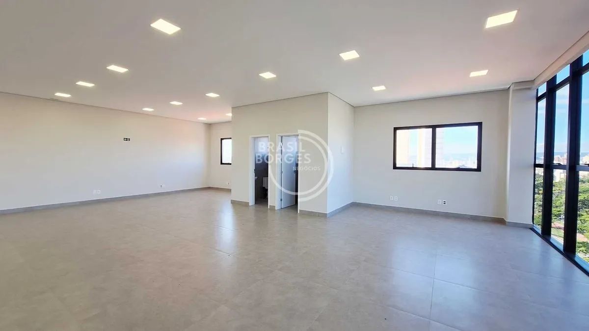 Salas Comerciais Novas em Localização Privilegiada no Trujillo - Foto 5