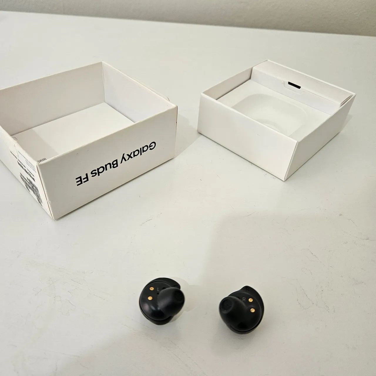 Galaxy Buds FE Grafite (fones e caixa original)