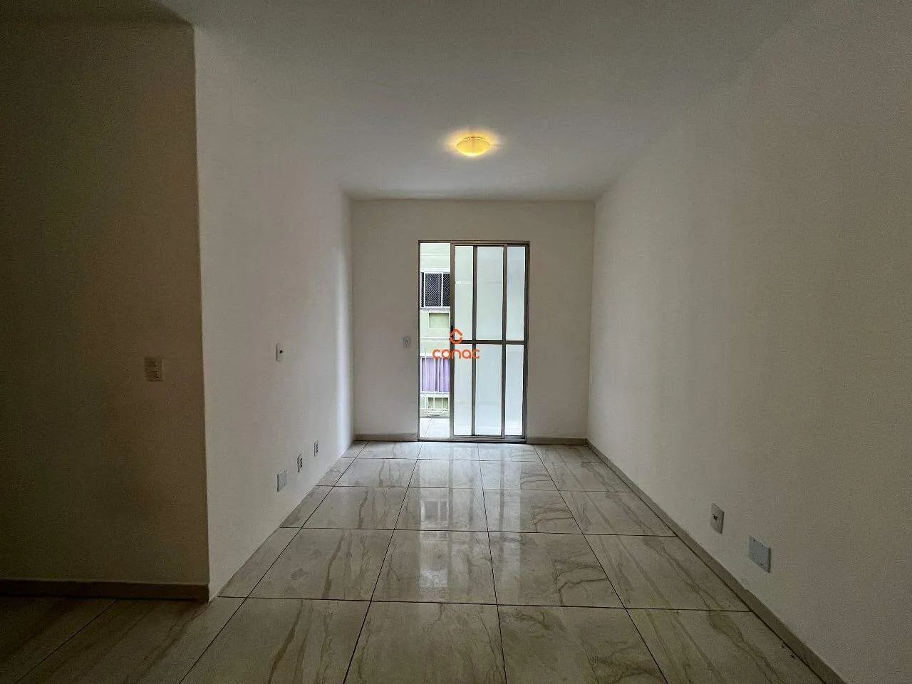 **Apartamento 2 Quartos com Varanda e 1 Vaga Próximo ao Metrô Irajá** - Foto 3