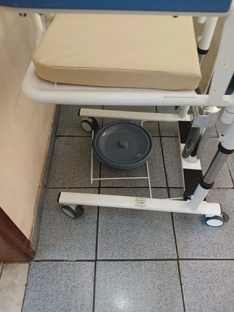 Cadeira de transferencia - Foto 3