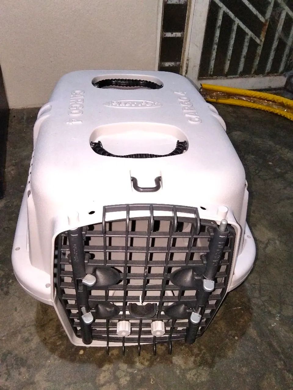 Vende-se caixa de transporte de animais nova  - Foto 4