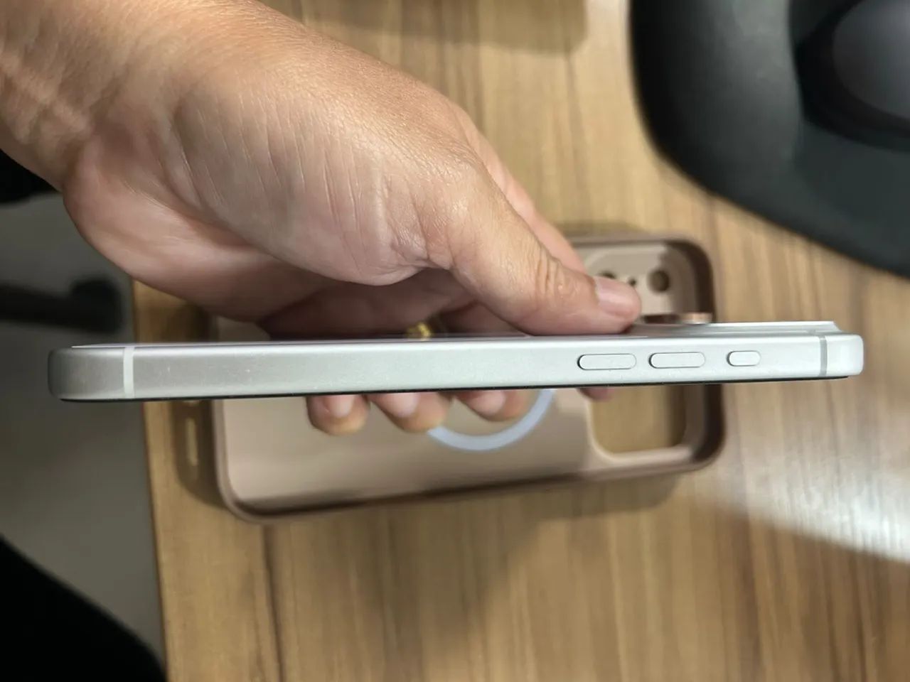 Vende-se iPhone 17 pro Max  - Foto 3
