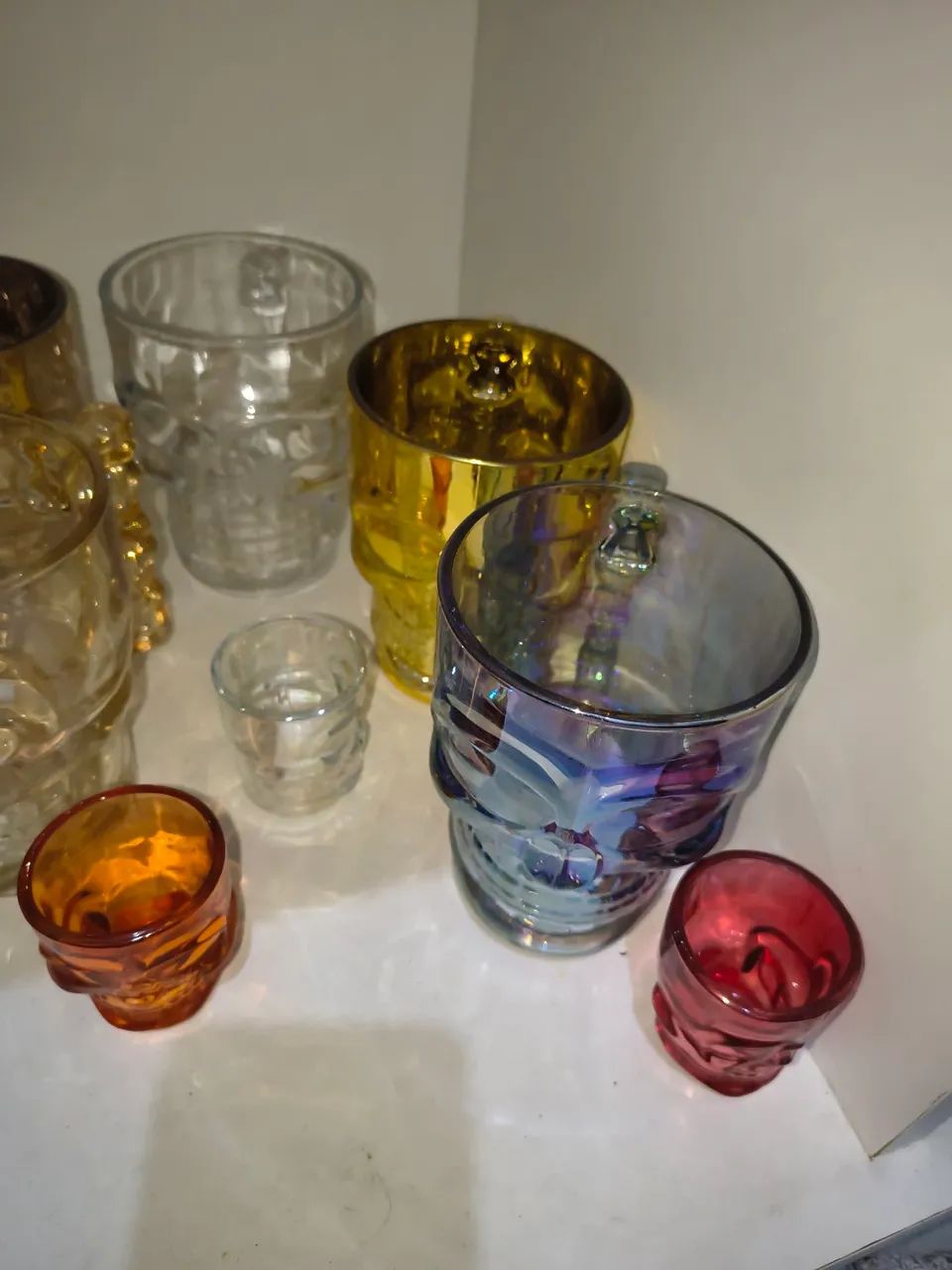 Copos e canecas de vidro caveira - kit decorativo (vários tamanhos e cores) - Foto 3