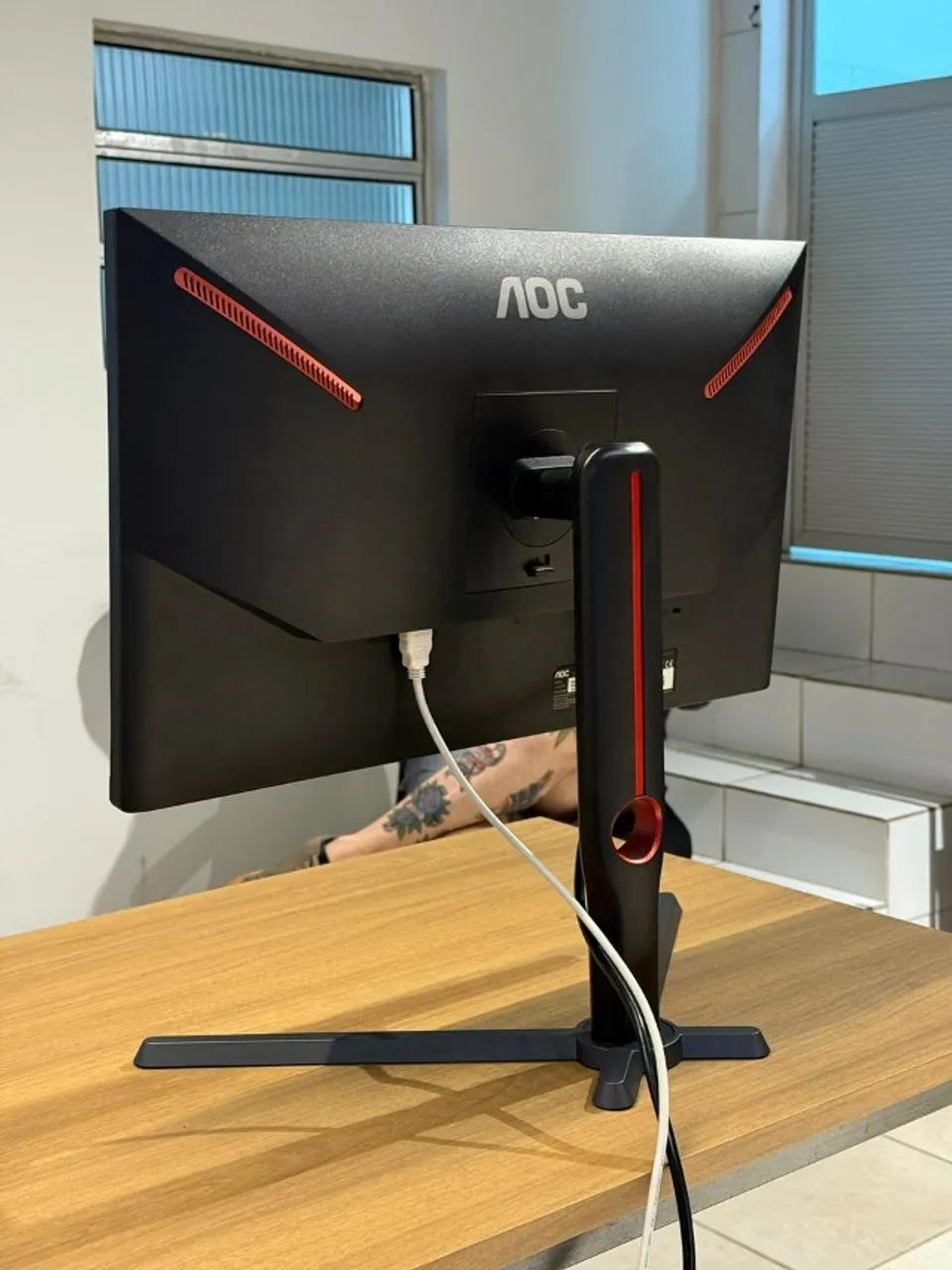 Monitor Gamer AOC 25" 240Hz - Foto 2