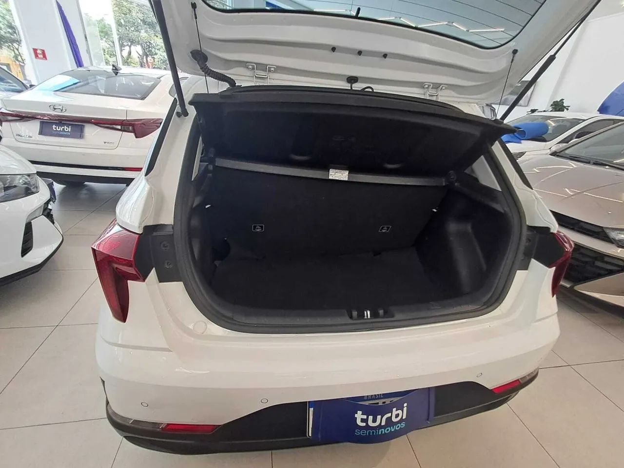 Hyundai HB20 Limited 1.0 Flex 12V Mec., foto 8 de 10