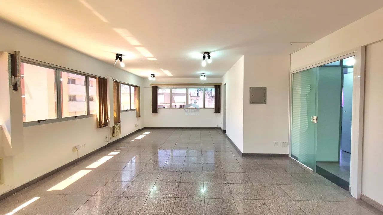 SALA COMERCIAL À VENDA OU LOCAÇÃO CENTRO EM CAMPINAS: Espaço Funcional e Flexível com 51,0 - Foto 2