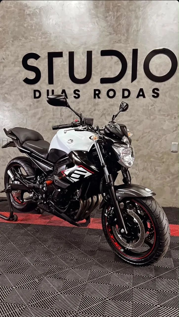 XJ6 N 2016/2017 ABS - Foto 2
