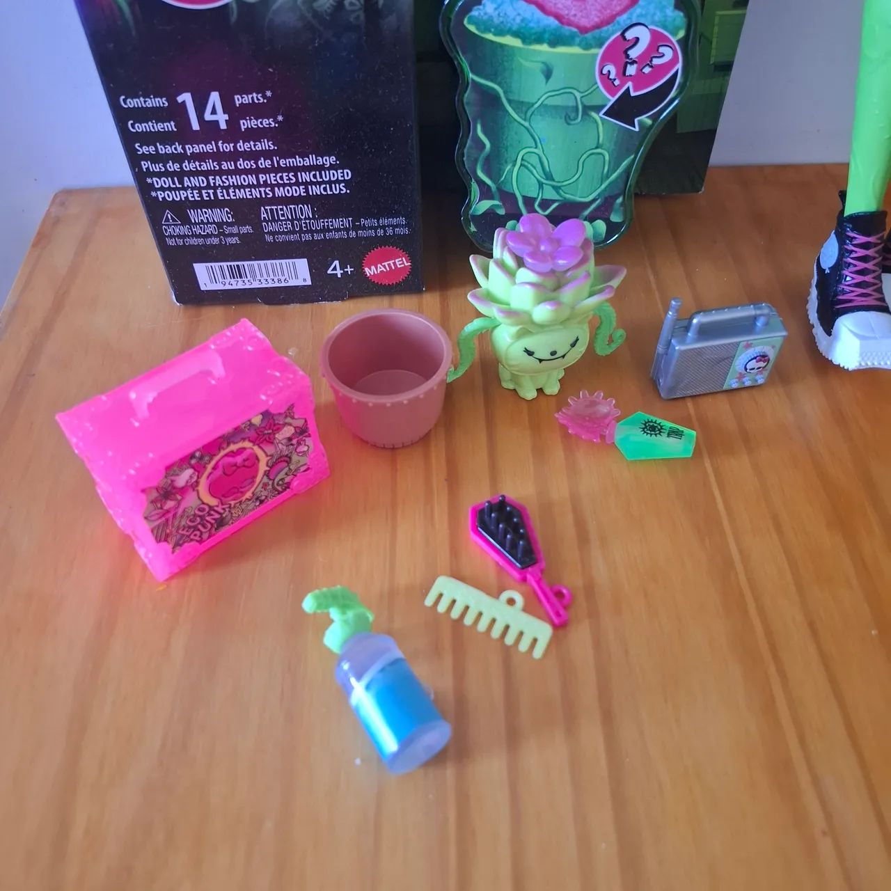 Boneca Monster High Vênus Mcflaytrap Self Scare - Foto 4