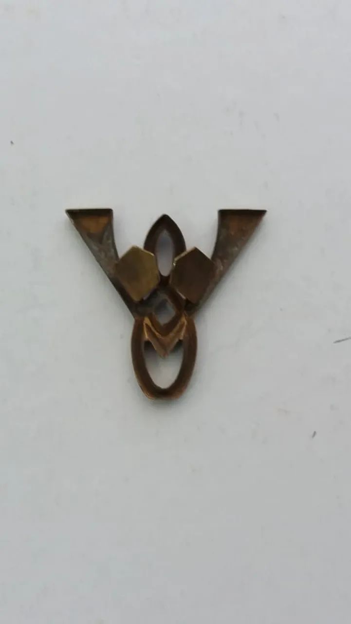 SIMCA. -  EMBLEMA V 8 - Foto 2