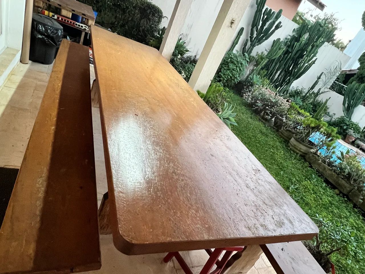 Mesa em madeira peroba maciça 