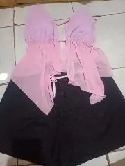 Vestido vermelho e roupas variadas desapegos 