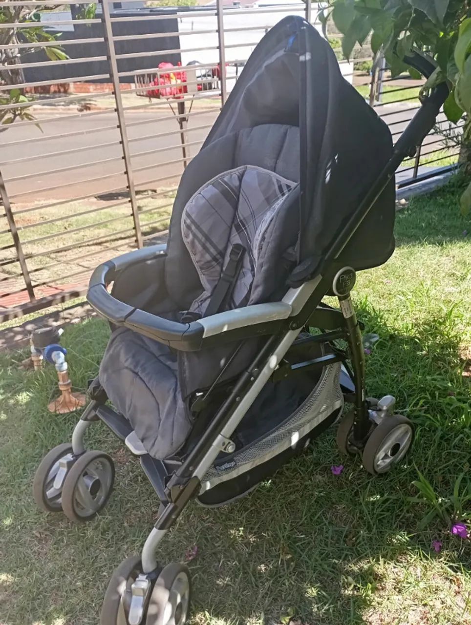 CARRINHO DE BEBE - RECLINAVEL - Foto 2