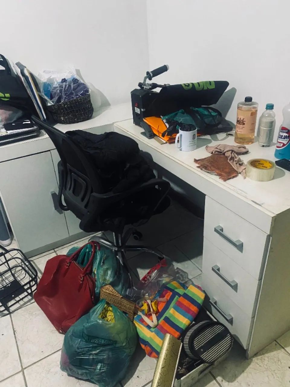 Mesa de escritório em L - Foto 2