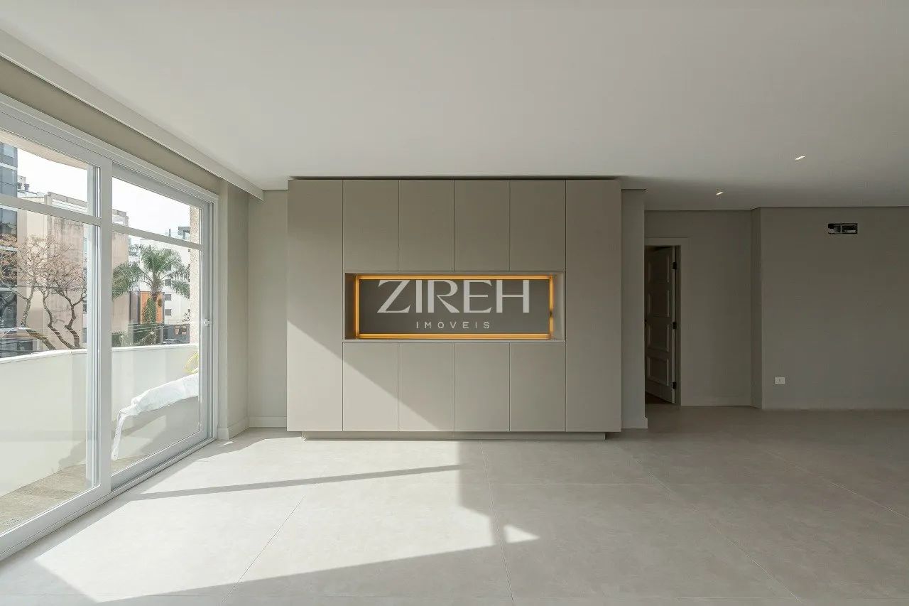 APARTAMENTO REFORMADO À VENDA NO EDIFÍCIO GUTEMBERG | BATEL - Foto 2