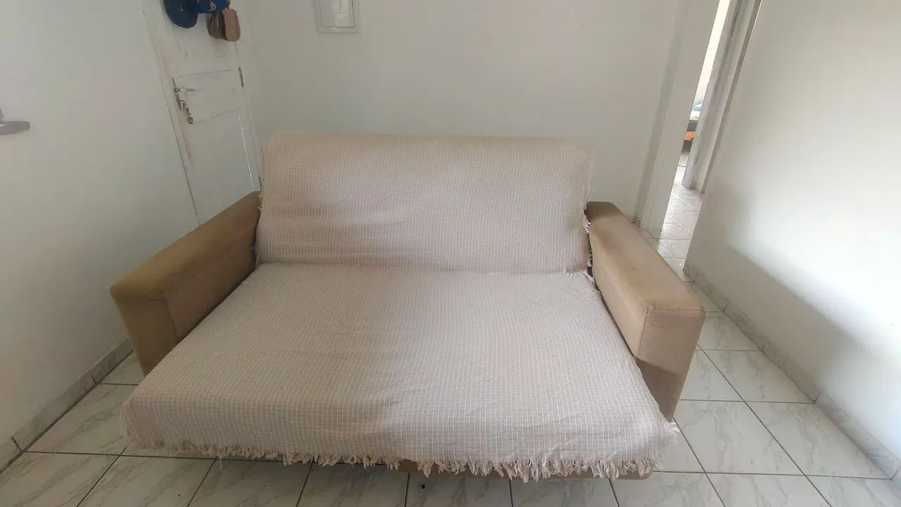 Sofá Retrátil e reclinável + manta e capa de brinde 