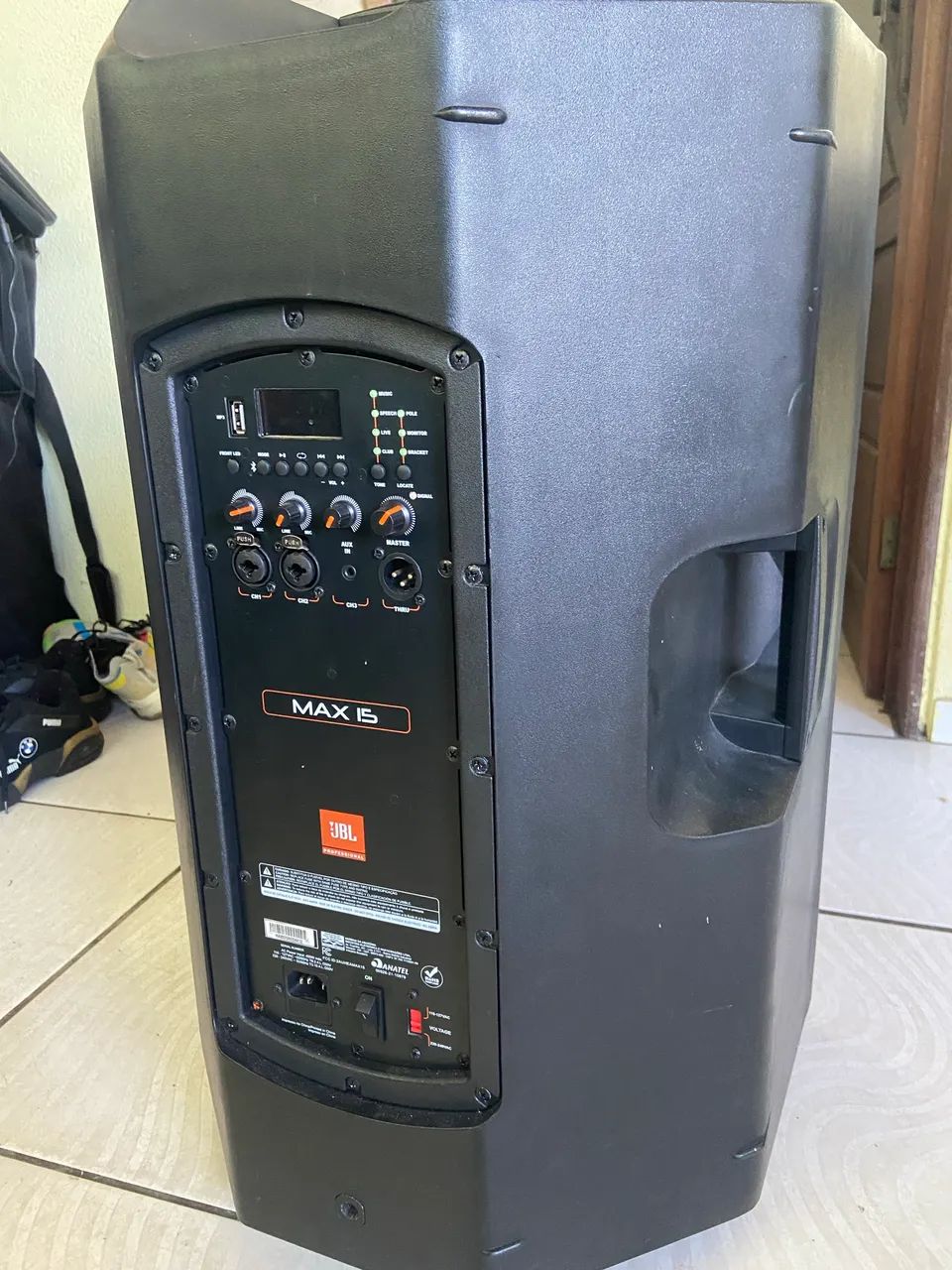 Caixa de som ativa jbl - Foto 2