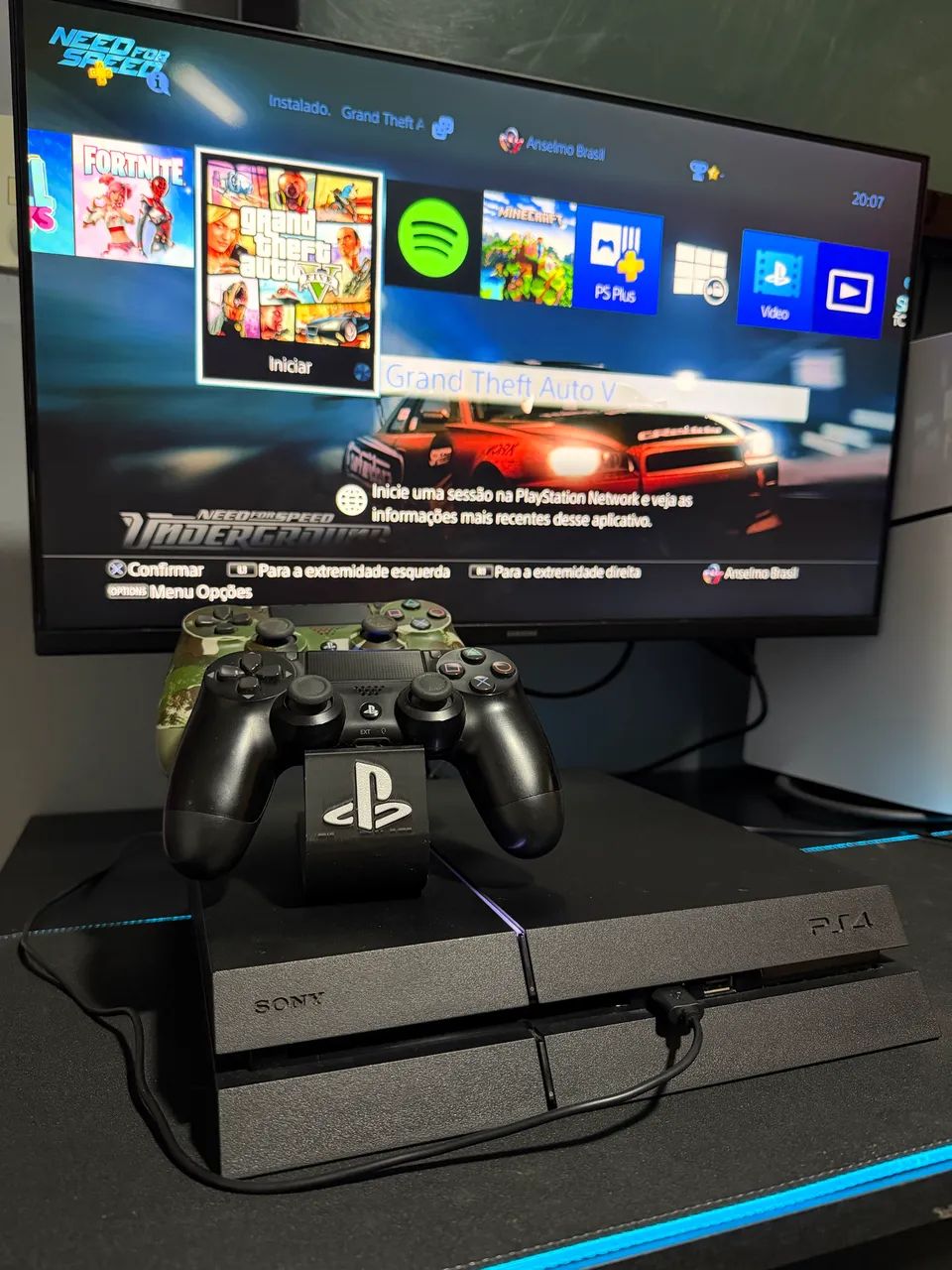 Ps4 + 2 controles + 9 jogos - Foto 3
