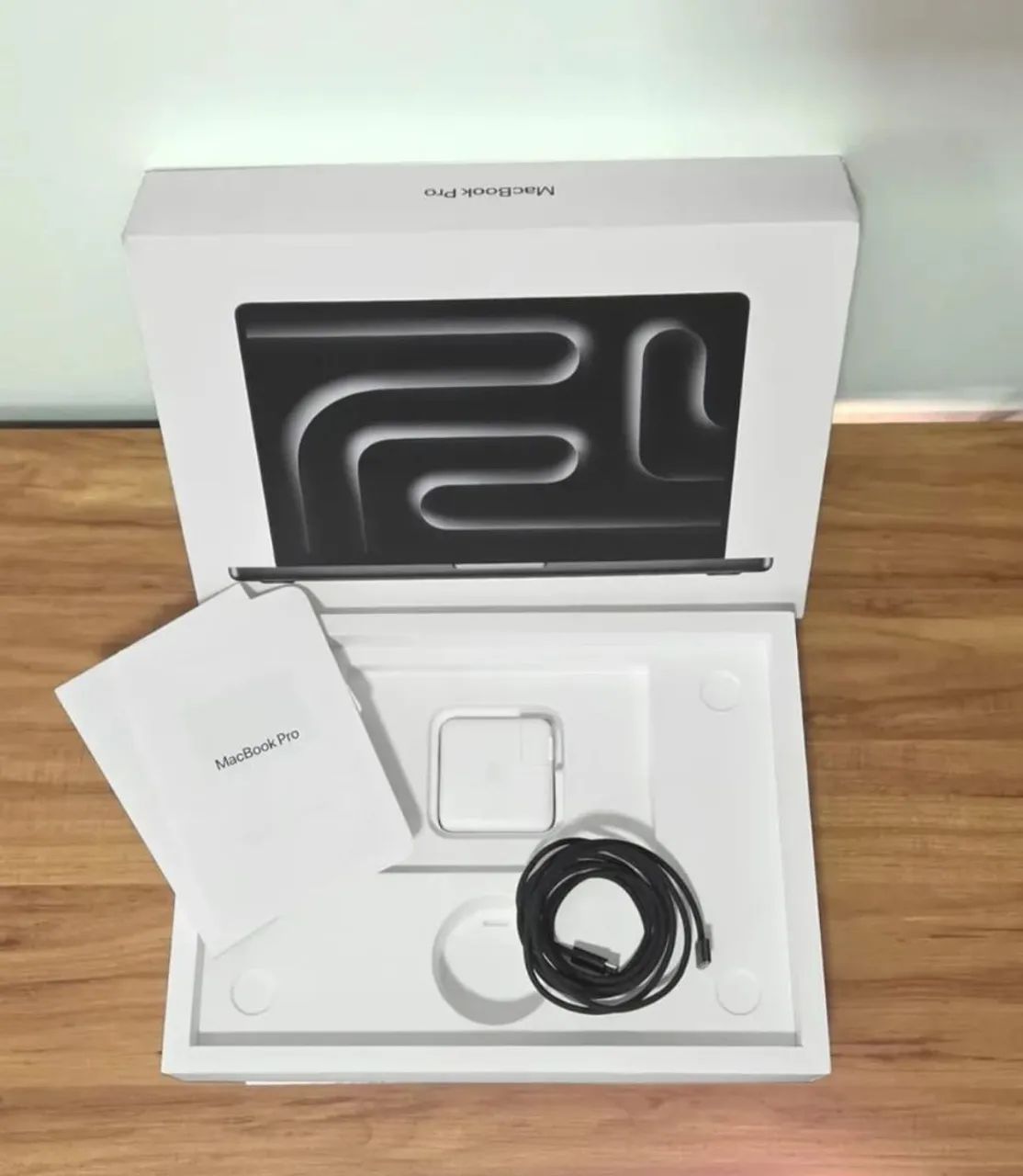 Mc  book pro14 Apple
