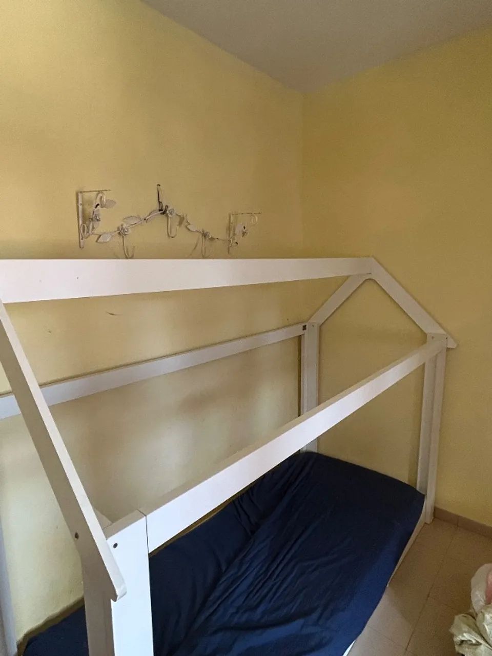 Cama estilo casinha branca  - Foto 3