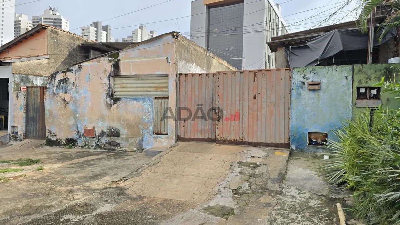 Casa Parque Lozandes com barracão