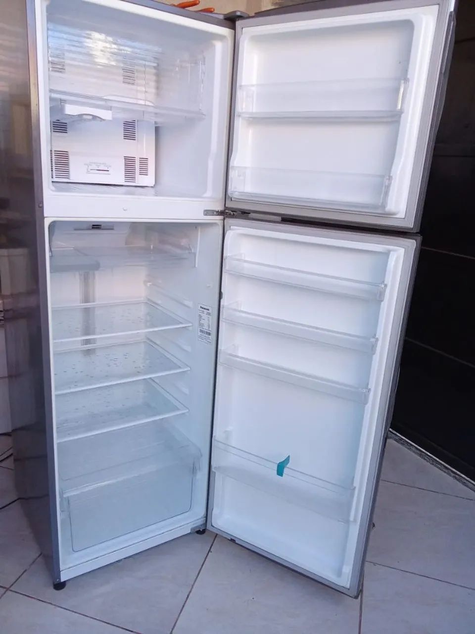 Geladeira Panasonic 