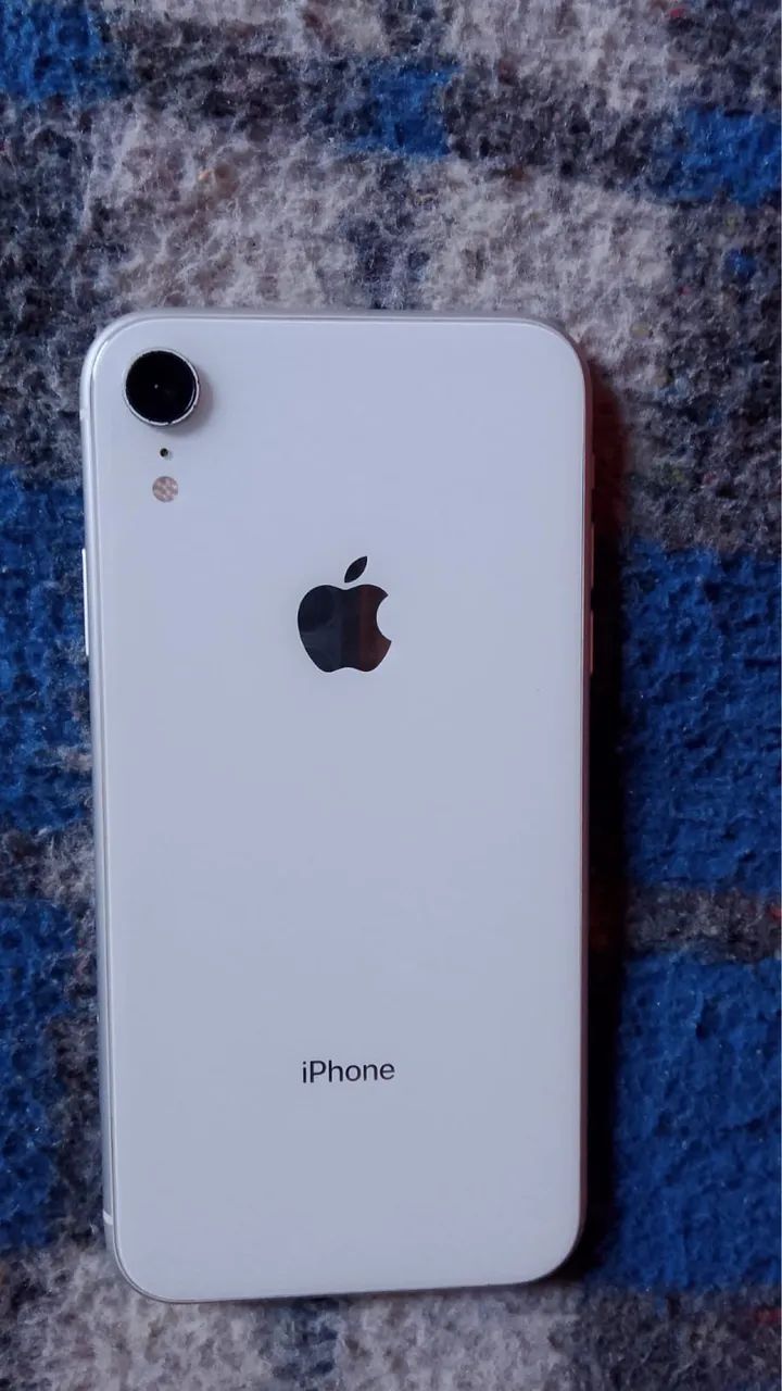 iPhone XR 64g - Foto 3