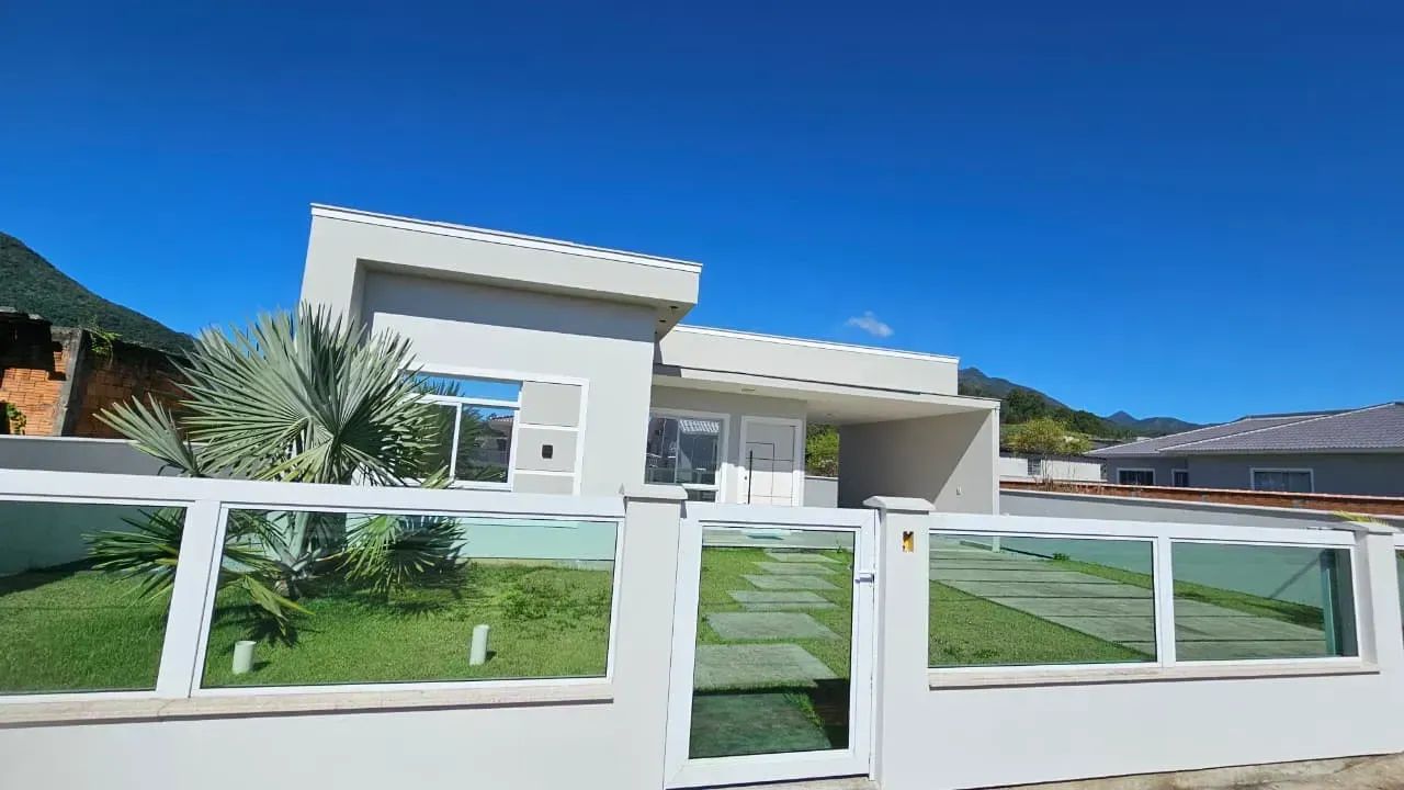 Casa financiavel em Caldas da Imperatriz!
