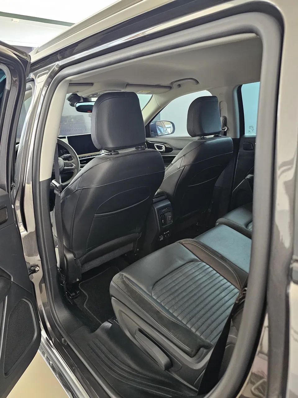 Jeep Commander Limited T270 1.3 TB Flex AUT 2025 - Foto 3