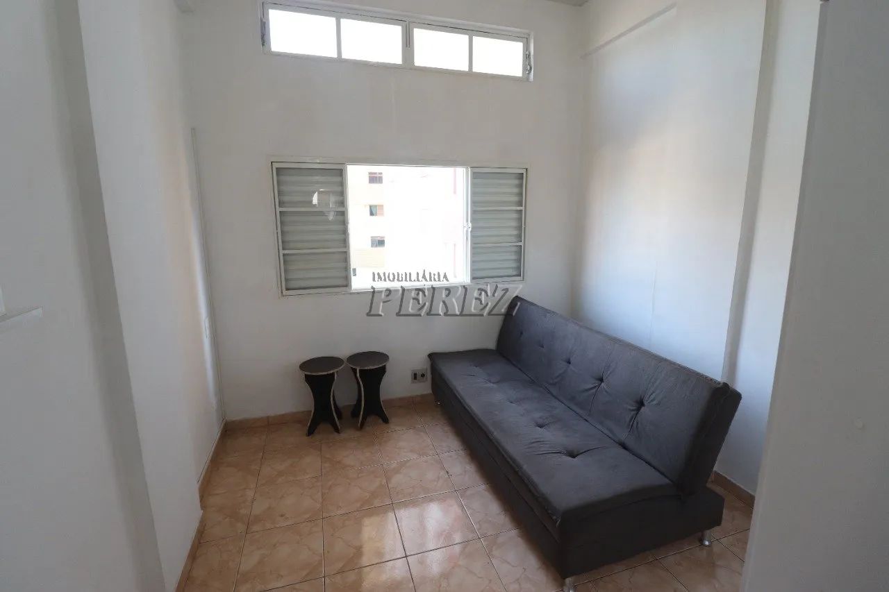 Kitnet para alugar no Edifício Crystal - Centro de Londrina - Foto 2