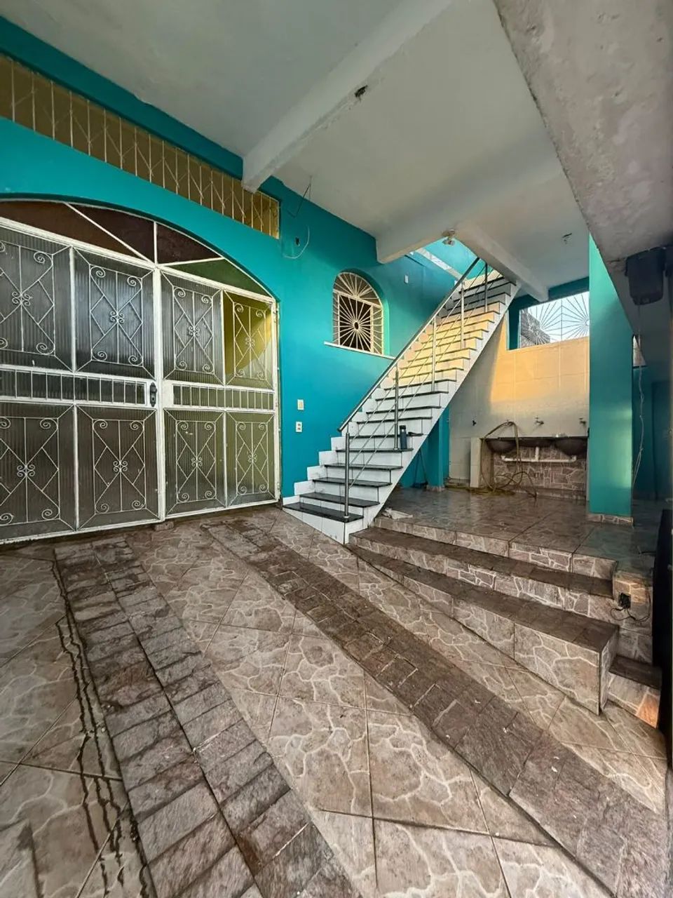 Vendo casa Duplex 5 Dormitórios. Alvorada. - Foto 5