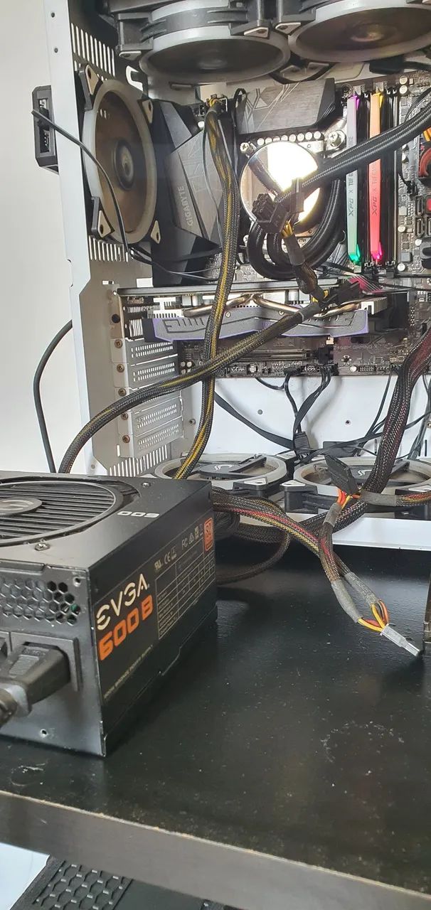 Fonte pc evga 600 B 80 plus bronze - Foto 2