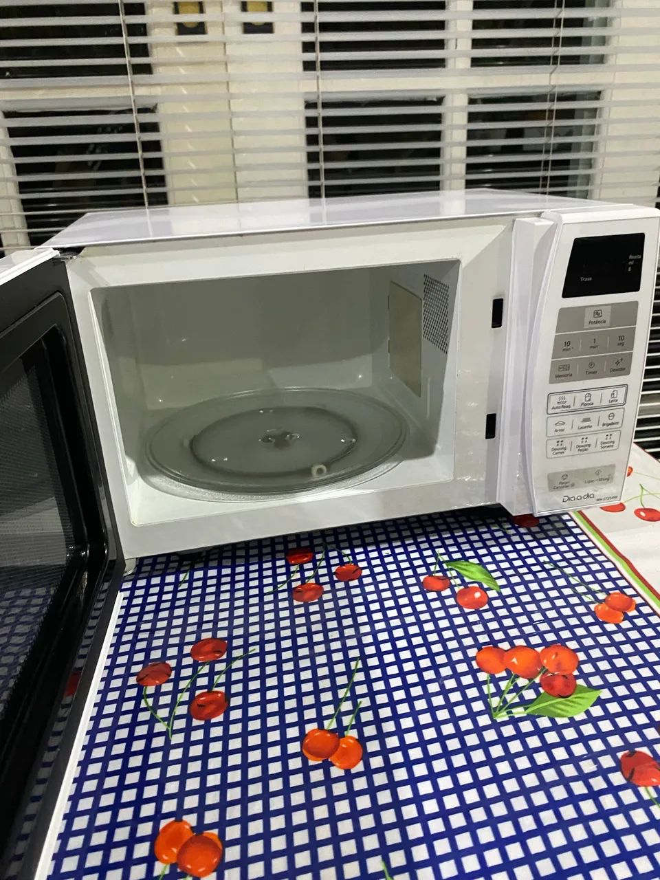 MICRO-ONDAS PANASONIC