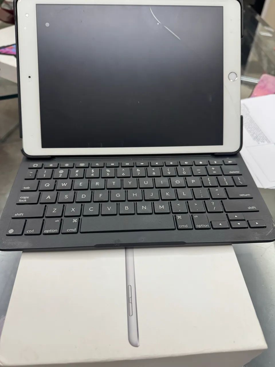 iPad 7 geração (7ª geração) 128gb - Prata - Única dona  - Foto 2