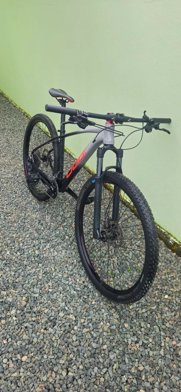 Bicicleta Oggi 7.3 