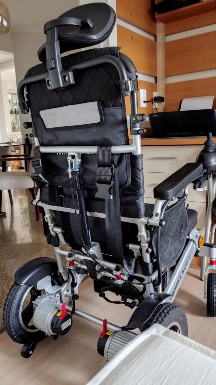 Vendo Cadeira de Rodas Motorizada 