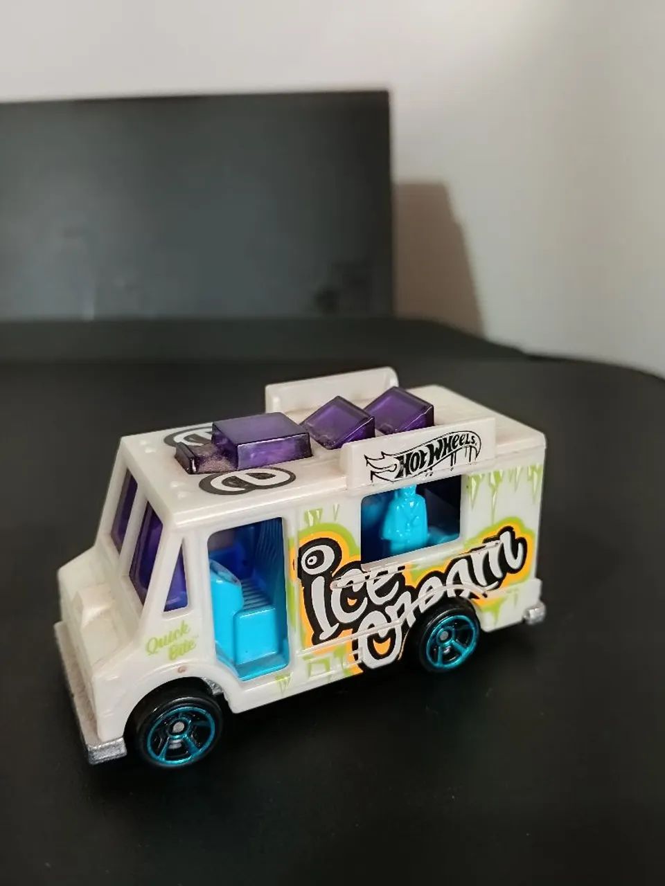 Hotwheels Quick bite 3 minis loose  - Foto 4