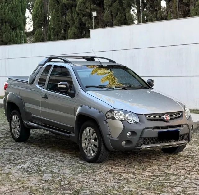 Fiat Strada Strada Adv.1.8 16V Dualogic Flex CE 2016