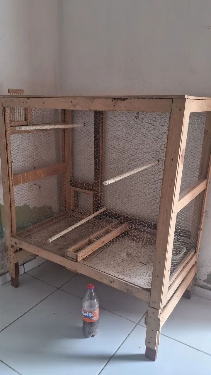 Vendo este viveiro .