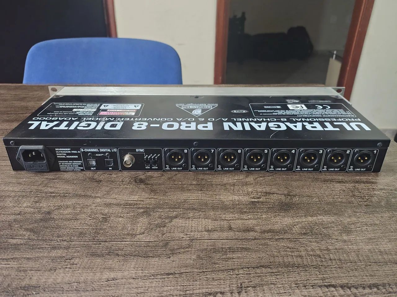 ADA Behringer Ultragain 8 - Foto 2