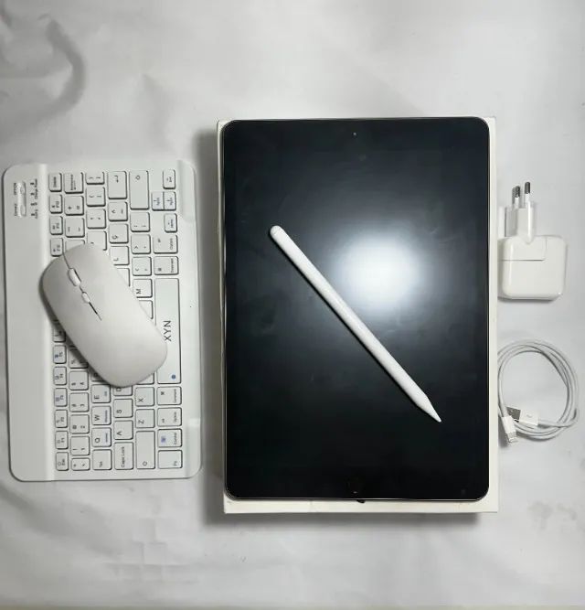  iPad 7 32GB + Kit Completo - Perfeito Estado - Envio OLX Pay - Faço Troca e Parcelo 18x 